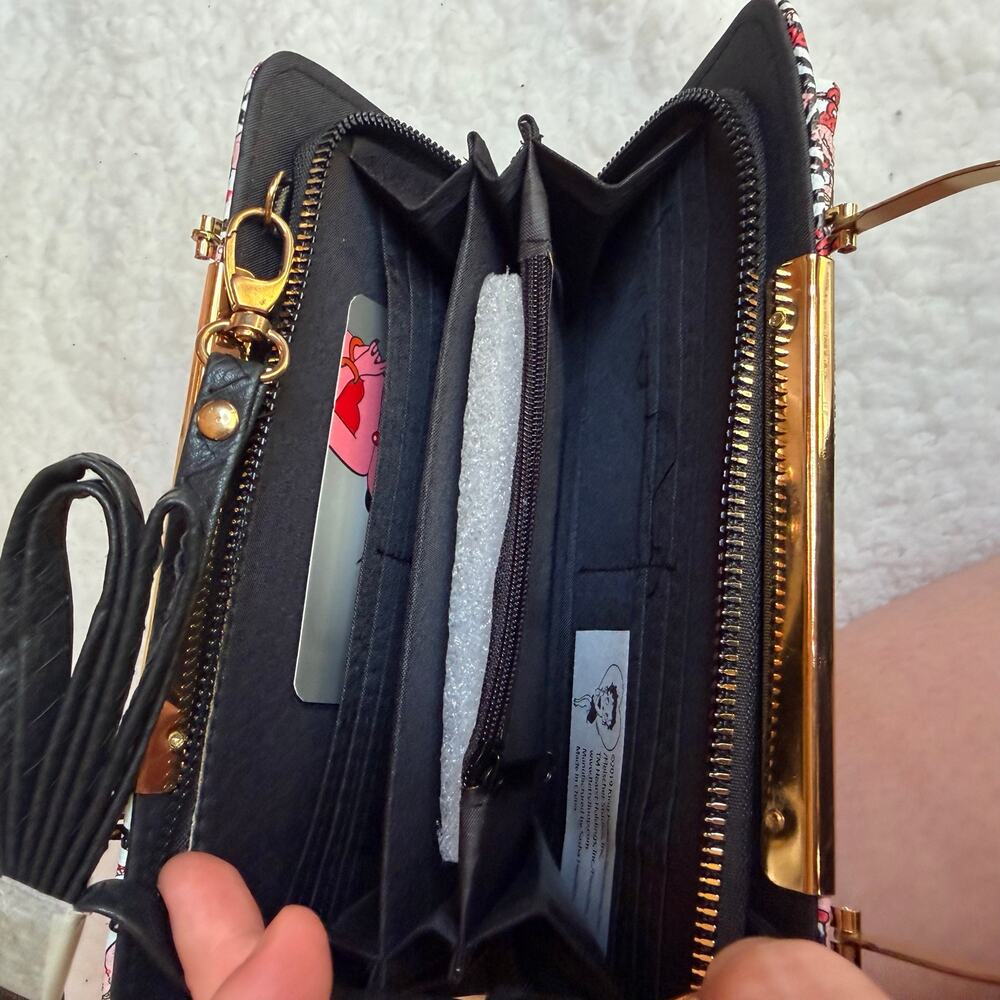 Betty boop black strap clutch. - Picture 2 of 2